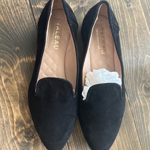 Black Italeau flats size “38” - Picture 1 of 5